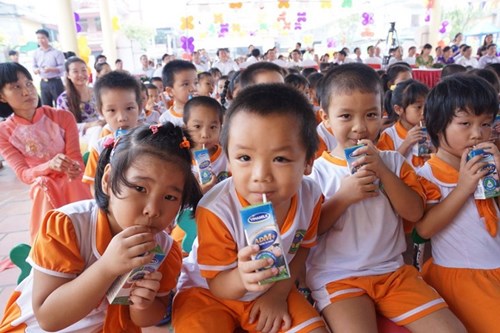 Sữa học đường được đảm bảo nghiêm ngặt về chất lượng.